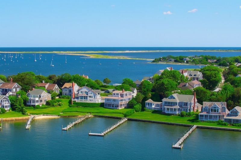 Hyannis, MA